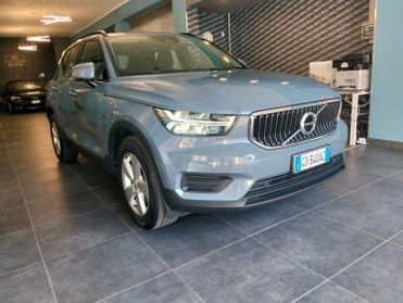 VOLVO XC40 D3 AWD GEARTONIC R-DESIGN