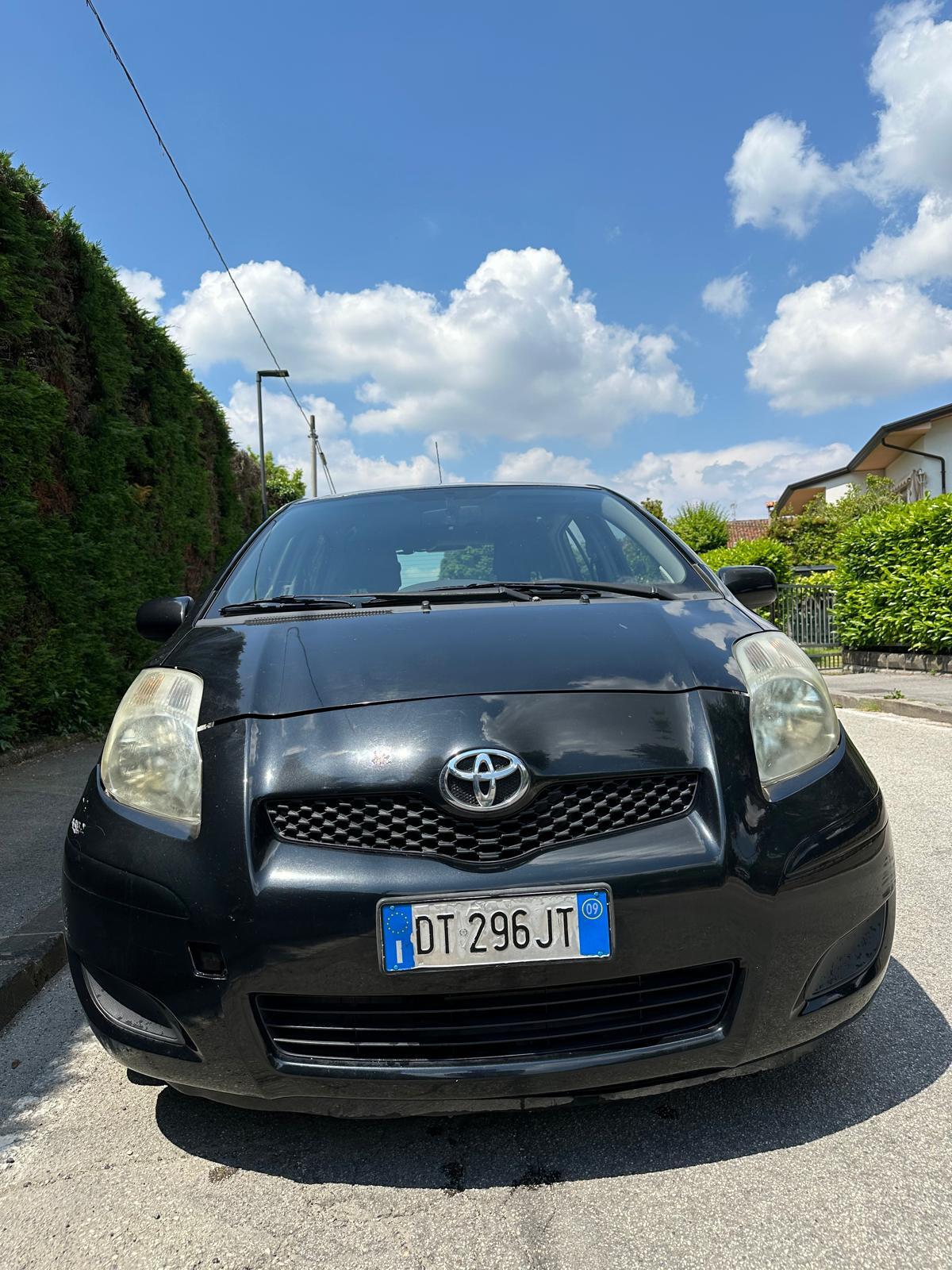 Toyota Yaris 1.3 5 porte GPL - NEOPATENTATI