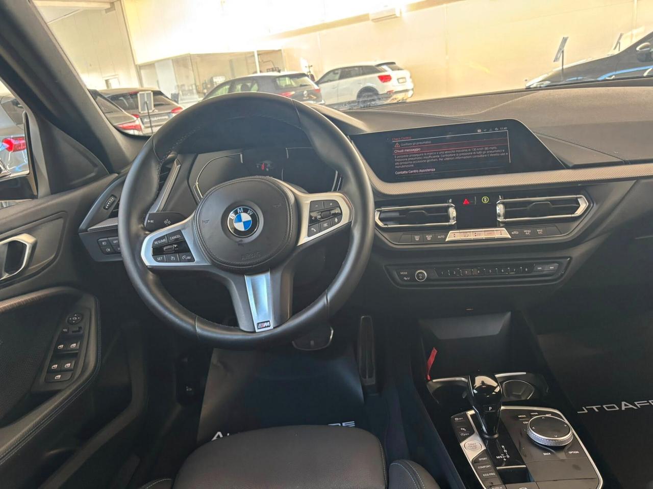 Bmw 116 116d 5p. Msport