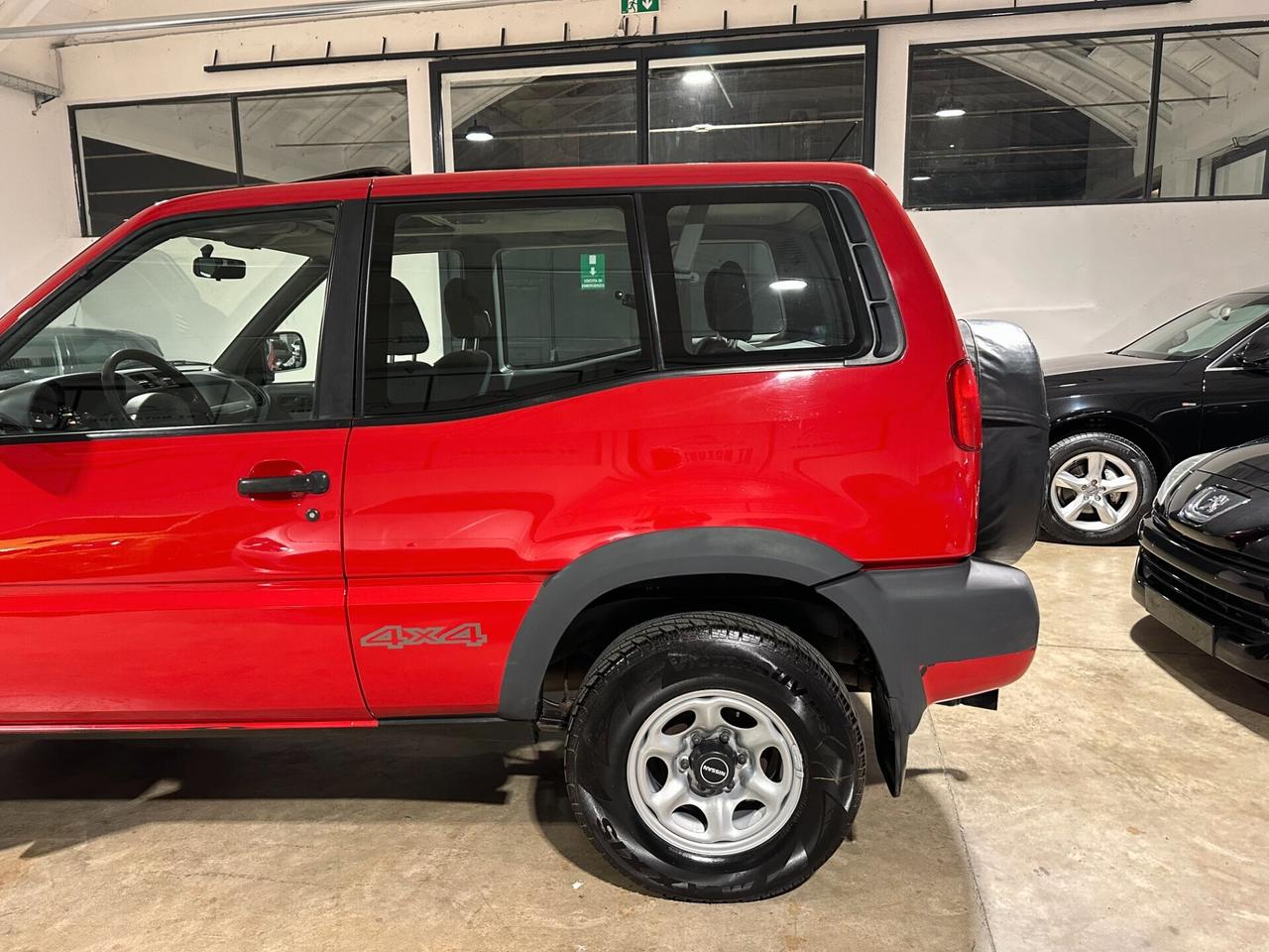 Nissan Terrano II 2.4i 12V cat 3 porte UNICO PROPRIETARIO - BELLISSIMA!