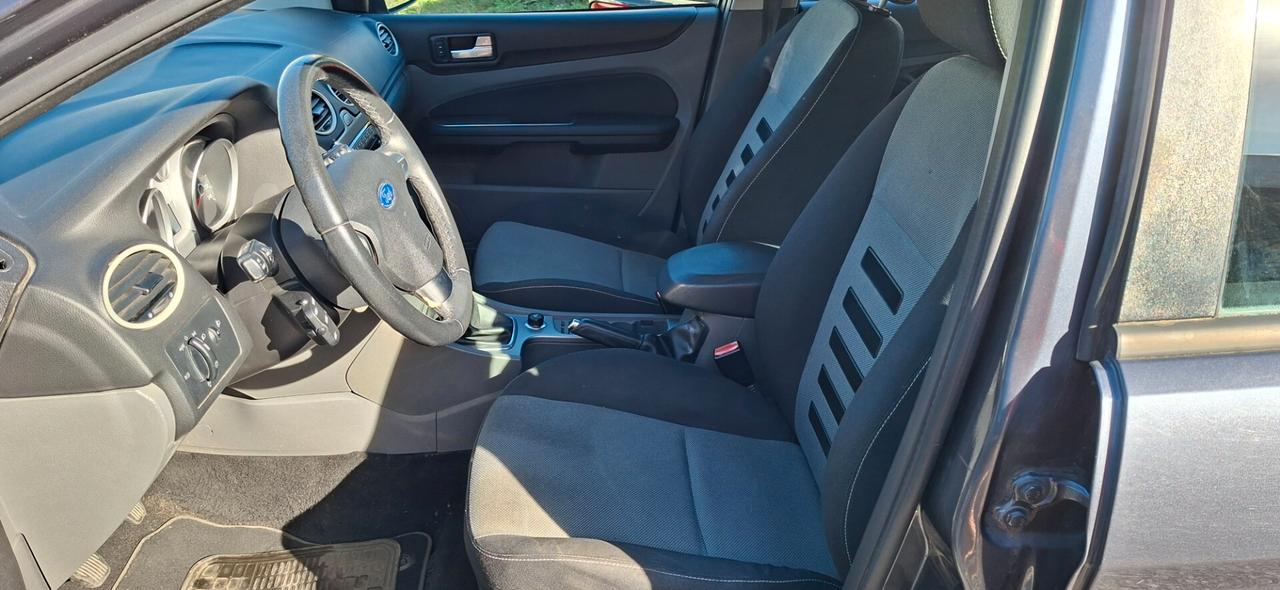 Ford Focus 1.6 TDCi (110CV) 5p. Tit. DPF