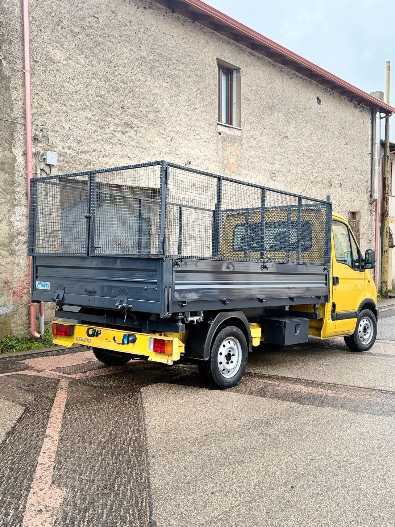 Renault Master 2.5 td ribaltabile