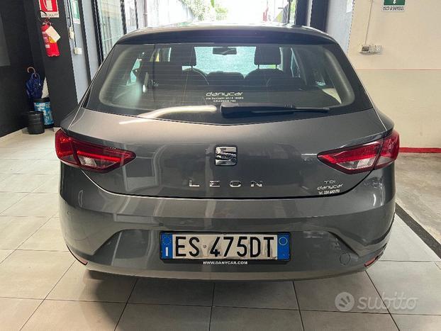 SEAT Leon 1.6 TDI 105 CV 5p. Style