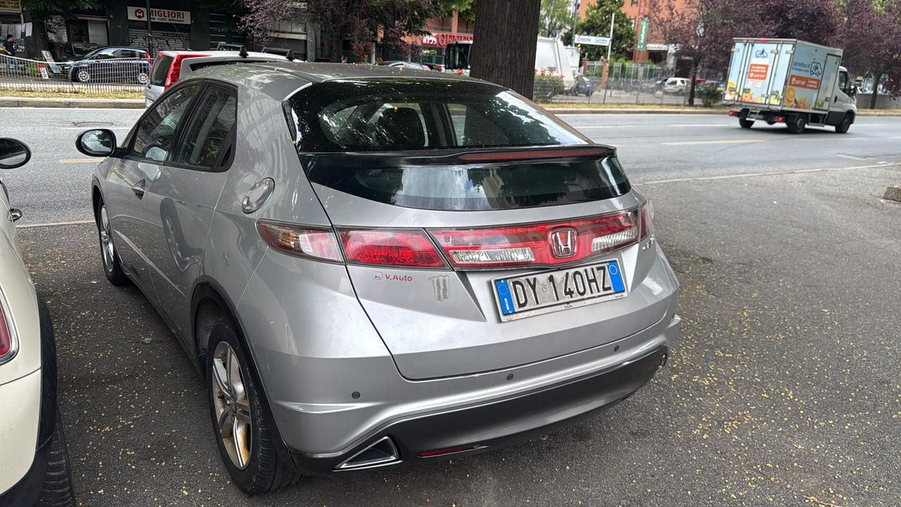Honda Civic 1.8 i-VTEC 5p. aut. Exclusive