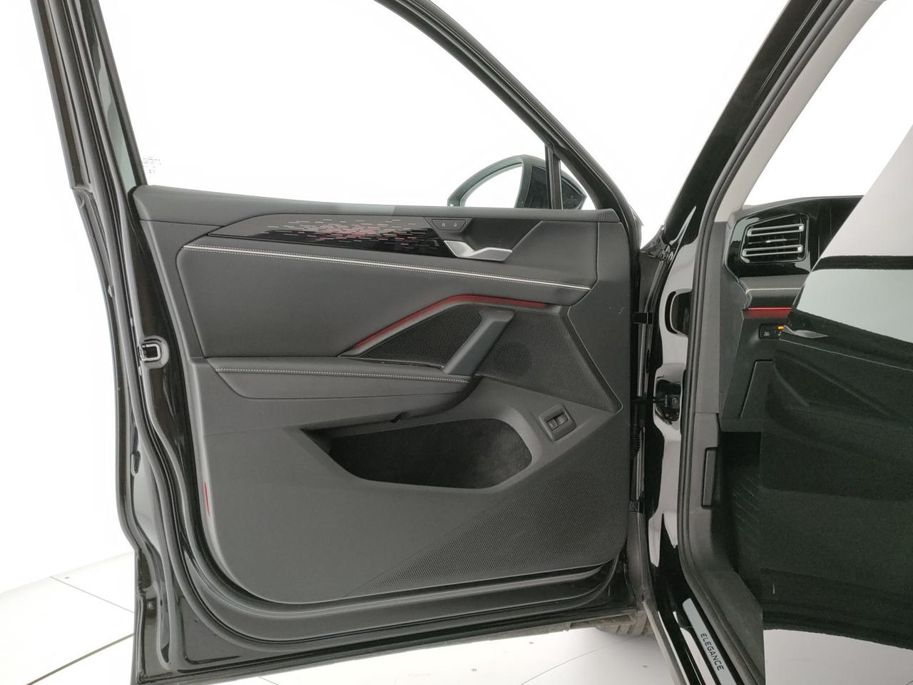 Volkswagen Tiguan 1.5 etsi elegance 150cv dsg