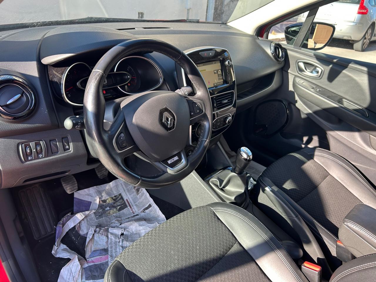 Renault Clio dCi 8V 90 CV 5 porte Moschino Life