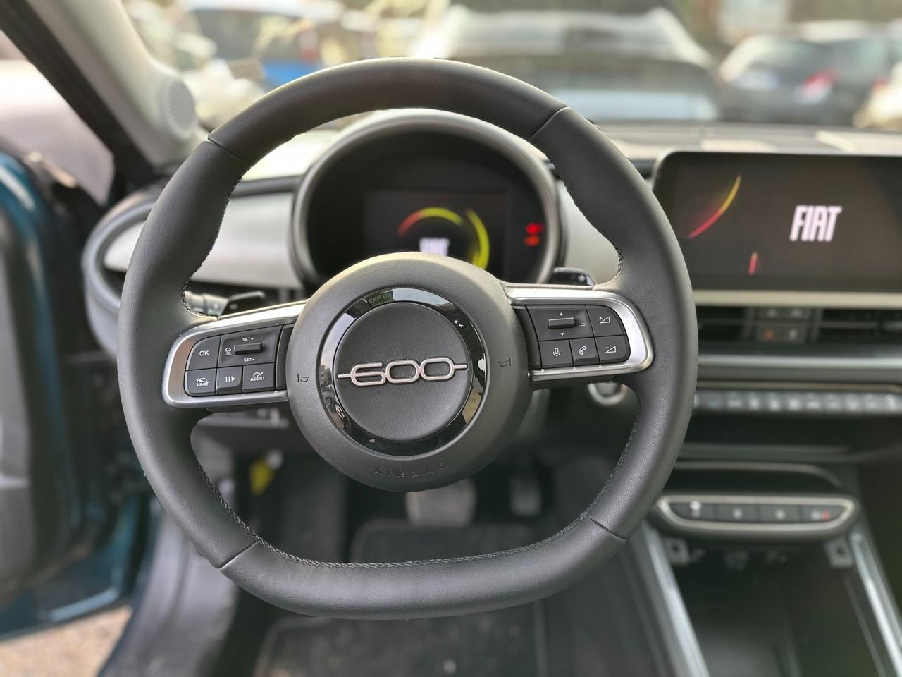 FIAT 600 IV 2023 - 600 1.2 hybrid La Prima 110cv auto