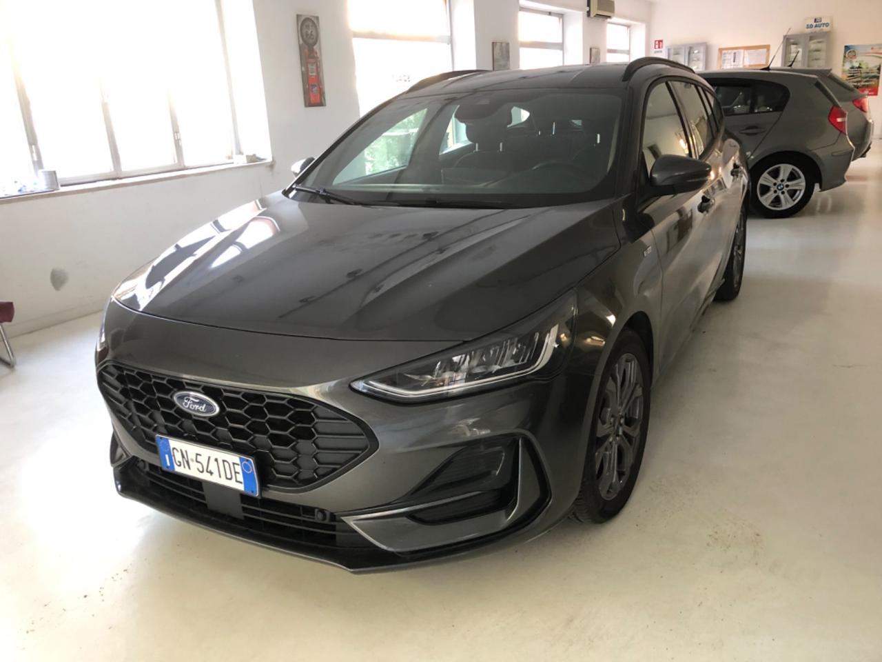 Ford Focus 1.0 EcoBoost Hybrid 125 CV SW ST Line