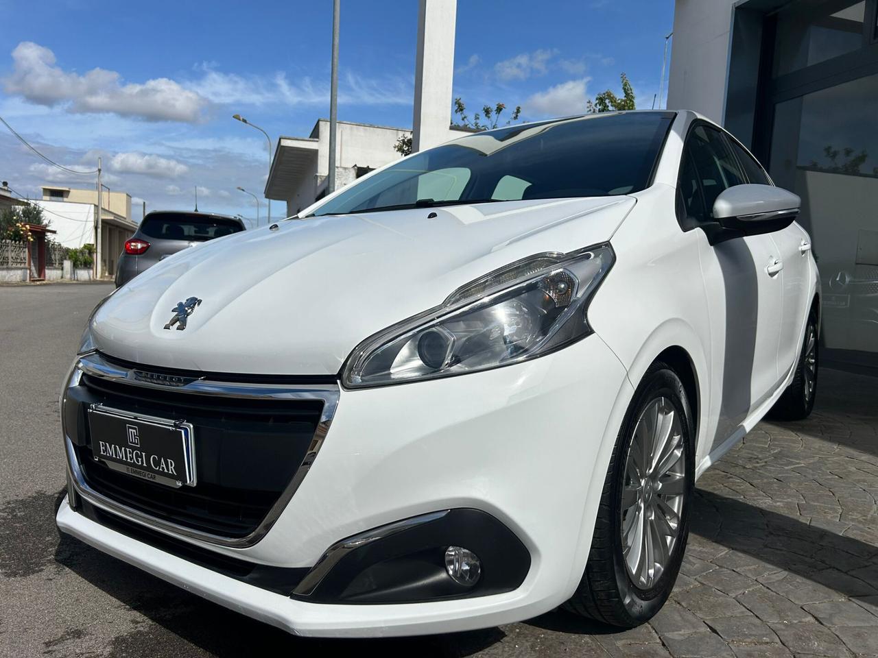Peugeot 208 1.6 HDI 75Cv 5P ALLURE-2016