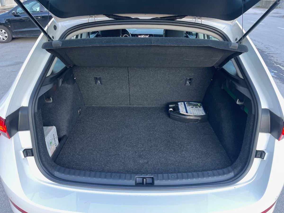 SKODA - SCALA - 1.0 G-Tec Monte Carlo