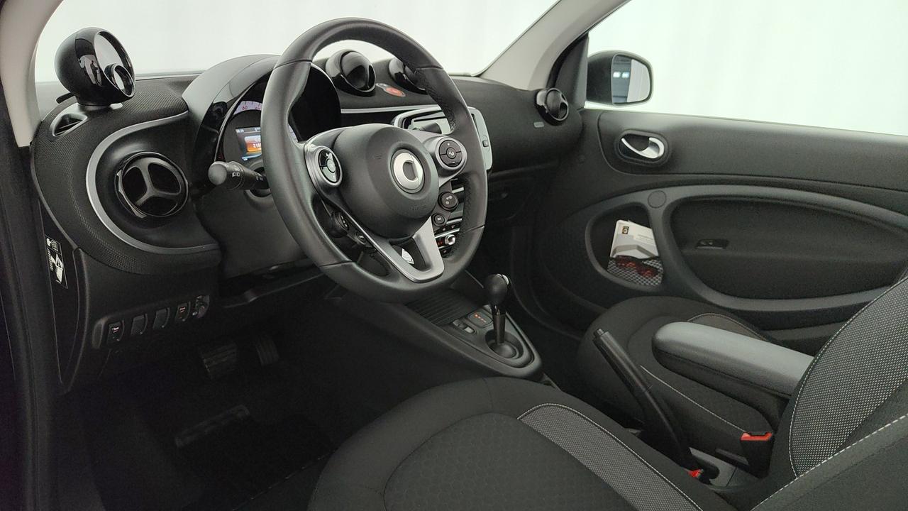 SMART Fortwo Cabrio eq Passion 4,6kW
