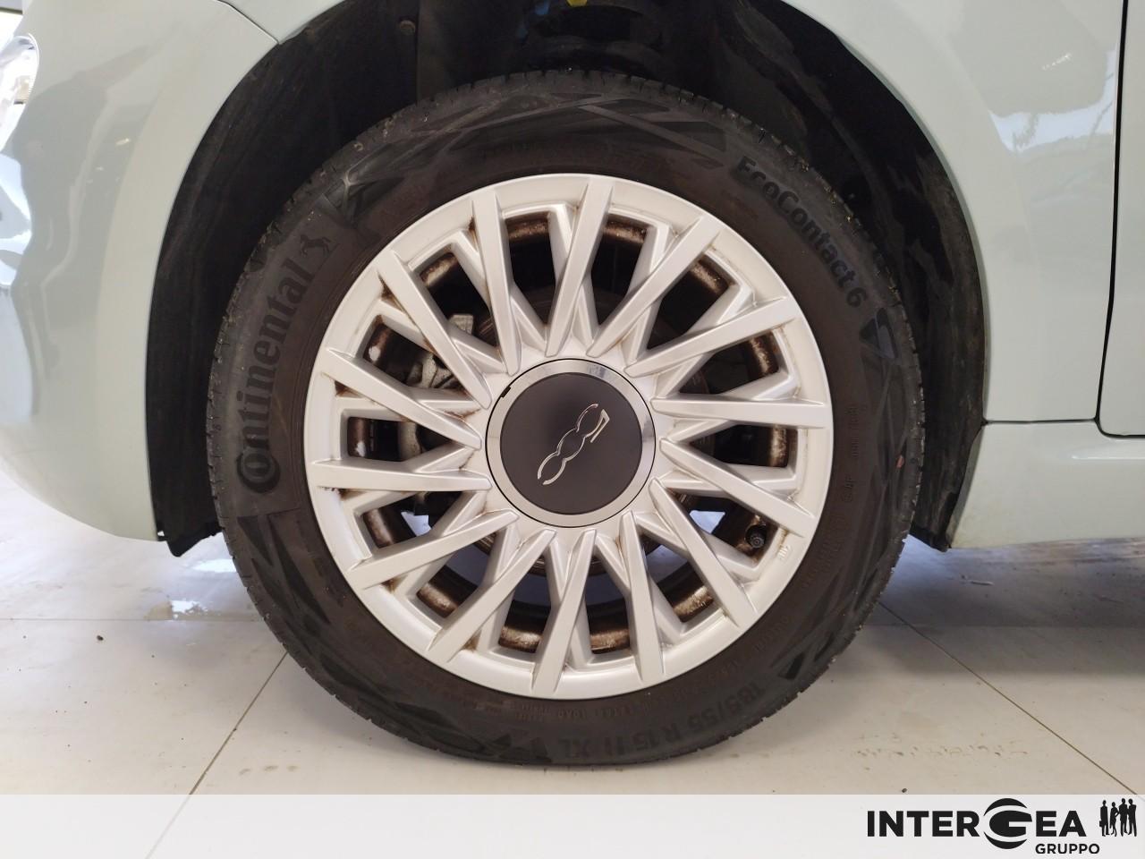 FIAT 500C 1.0 hybrid Dolcevita 70cv