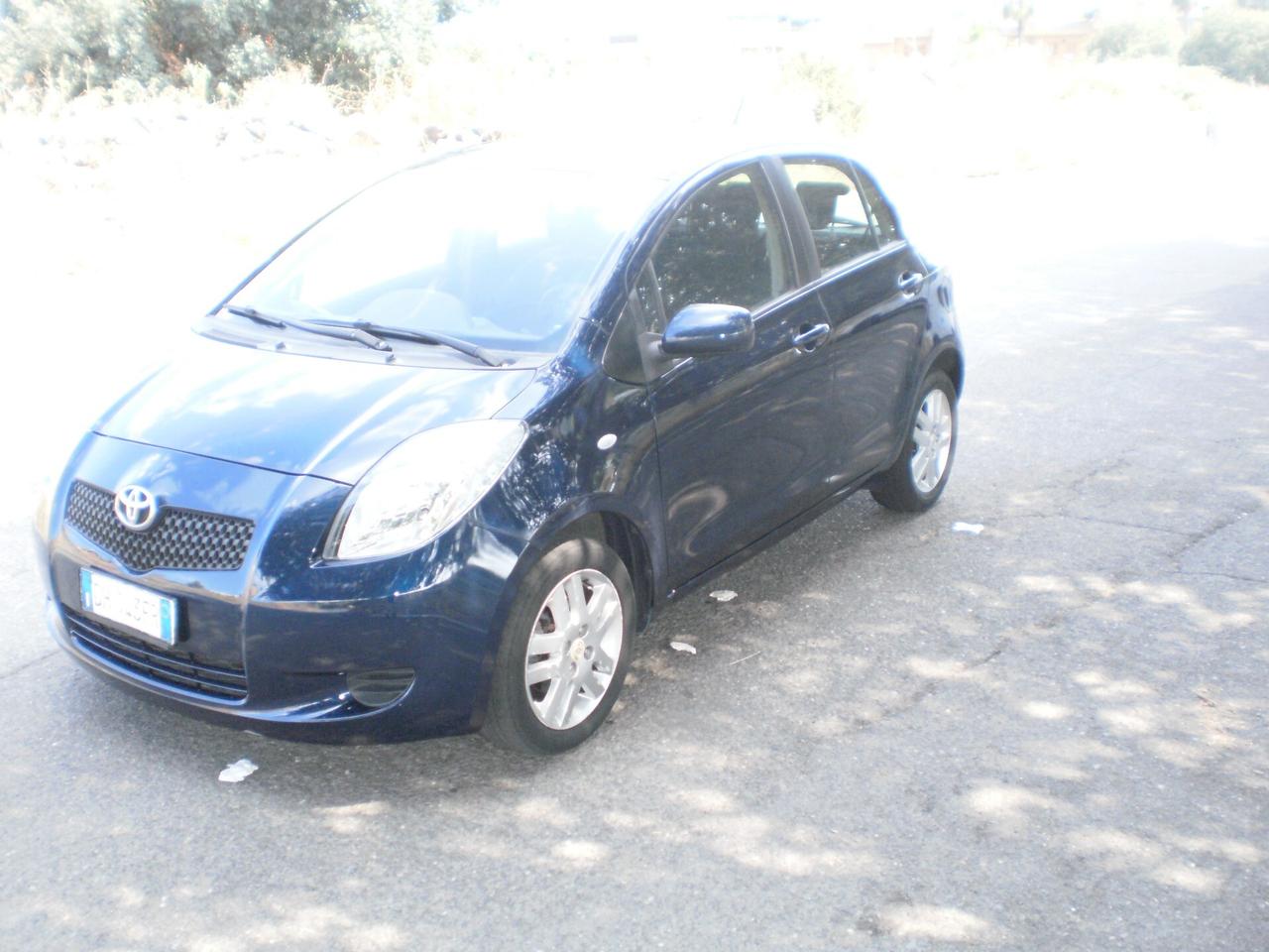 Toyota Yaris 1.4 D-4D 5 porte Sol