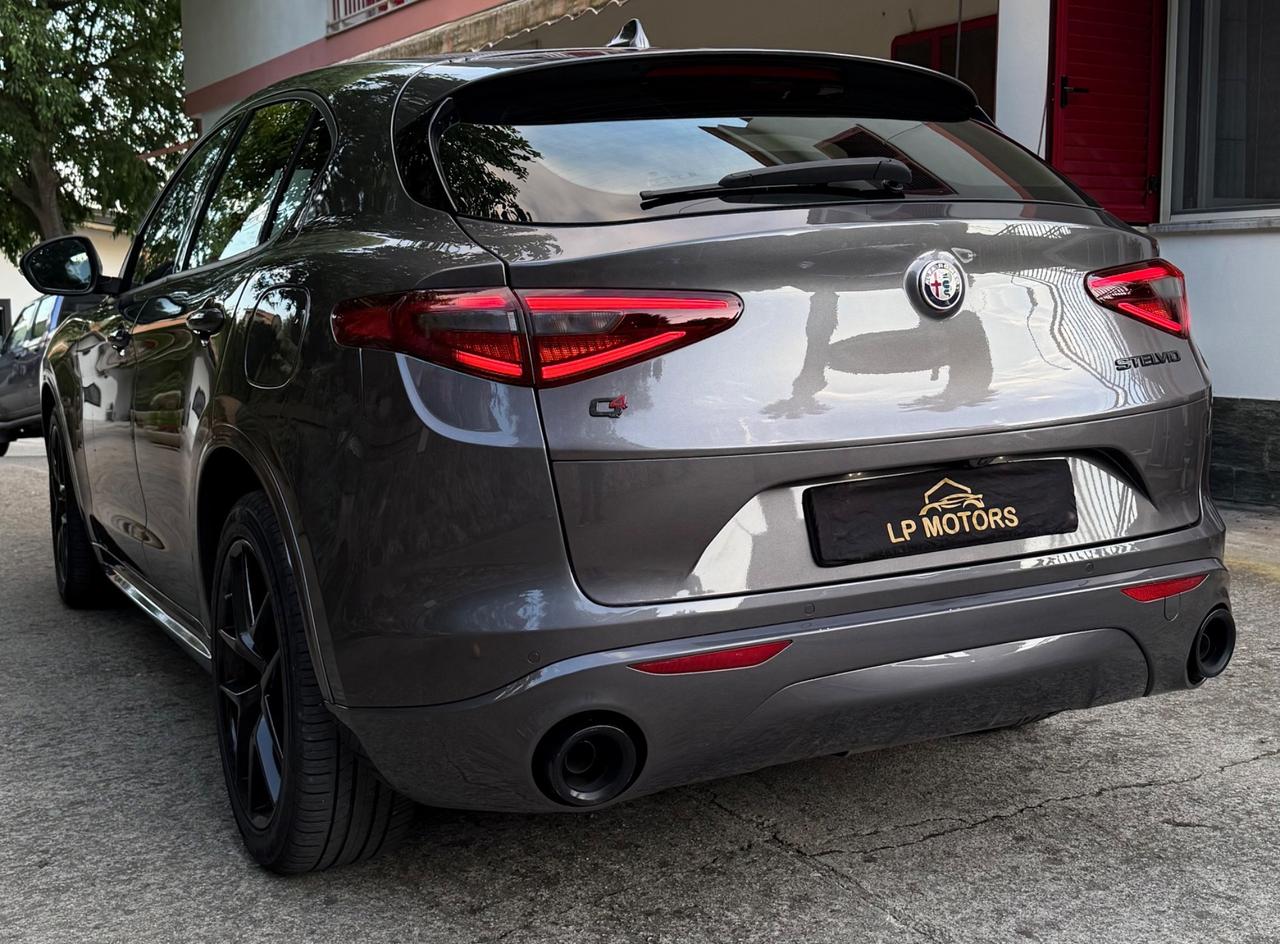 Alfa Romeo Stelvio 2.2 Turbodiesel 210 CV AT8 Q4 Veloce