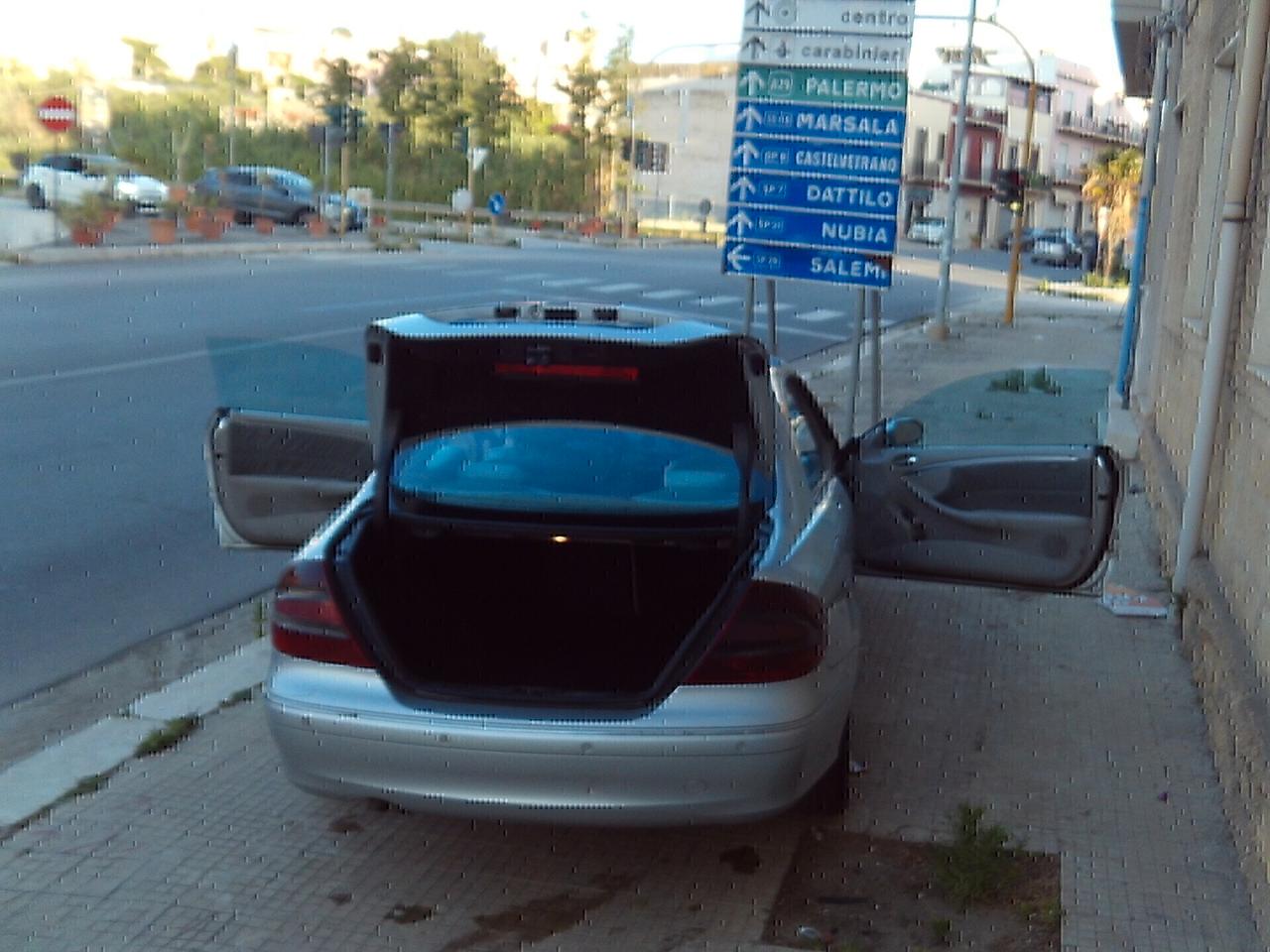 Mercedes-benz E 270 COUPE