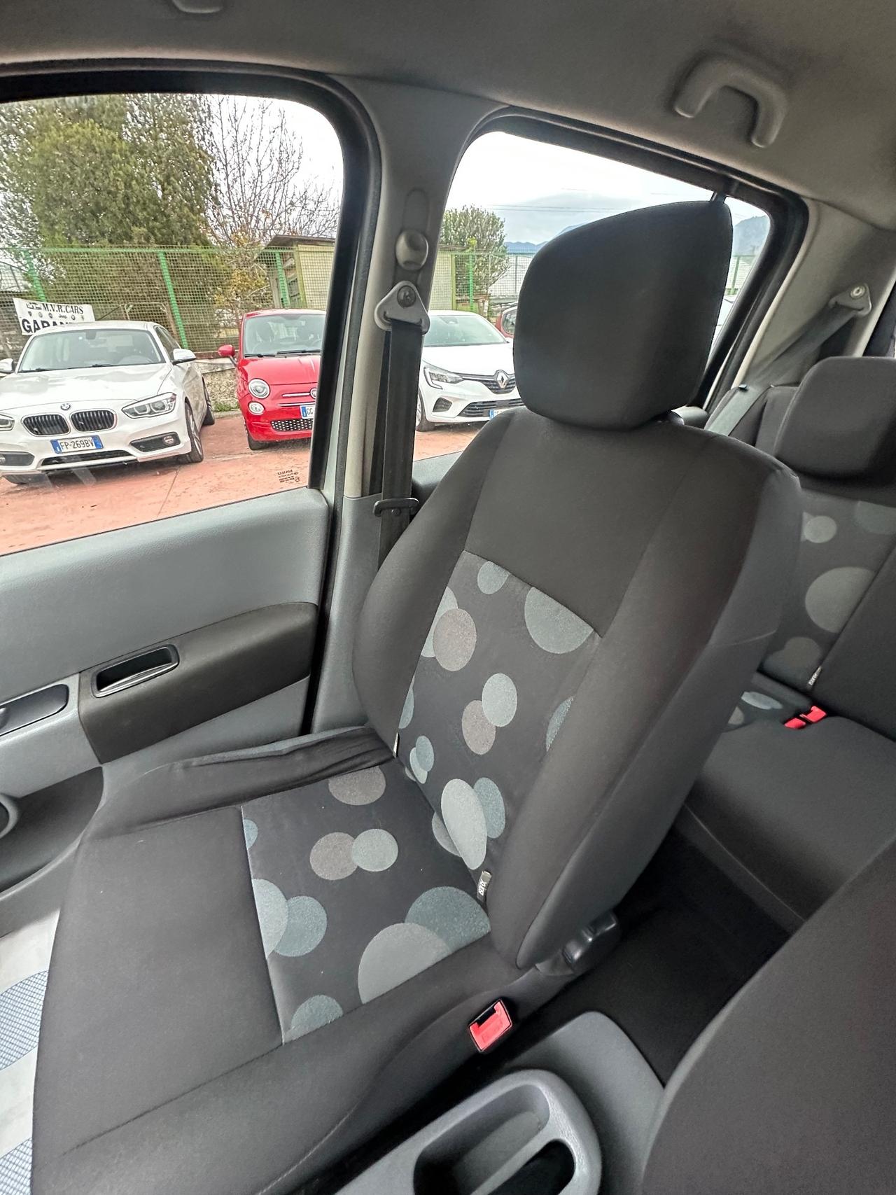 Renault Modus 1.5 dCi 70CV Dynamique