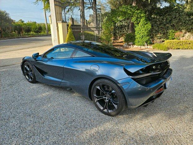 Mclaren 720s Performance Iva Esposta