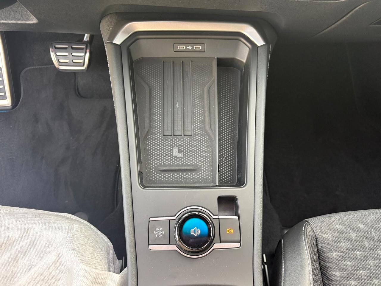 NEW VOLKSWAGEN T-ROC 1.5 eTSI ACT 150 CV DSG R-LINE