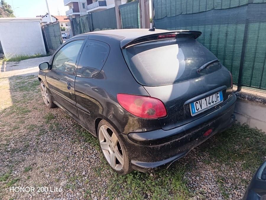 Peugeot 206 2.0 16V 3p. RC