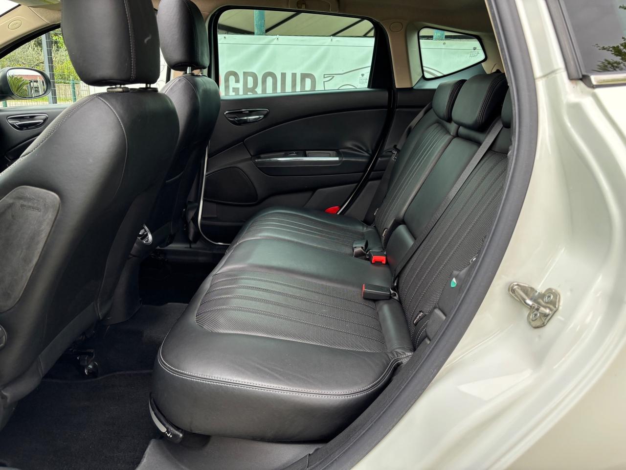 Lancia Delta 1.4T-Jet 120CV GPL-2014"FULL FULL"