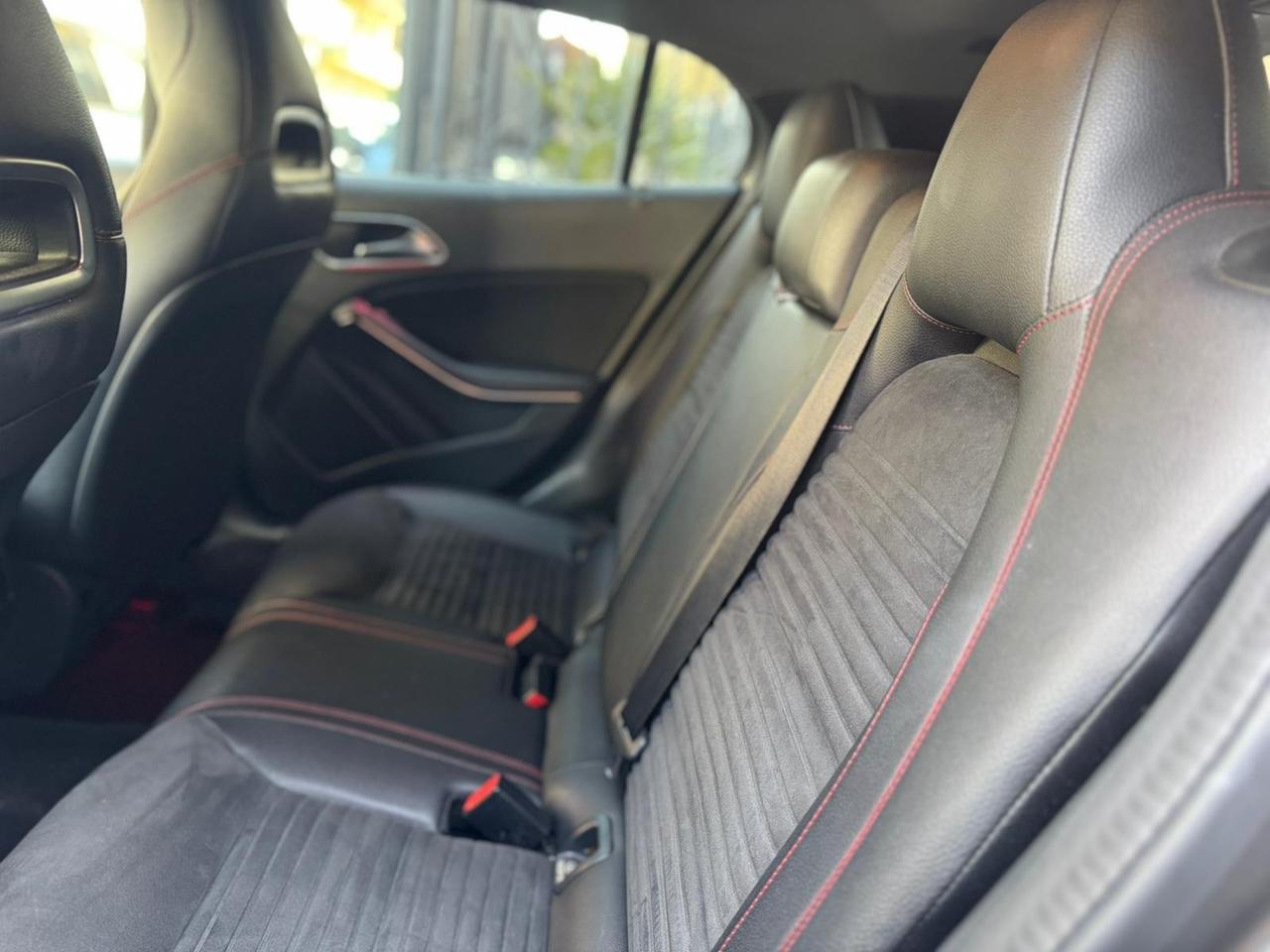 Mercedes-benz GLA 200 d Automatic Premium