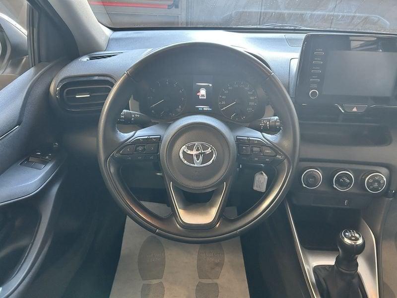 Toyota Yaris 1.0 5 porte Active