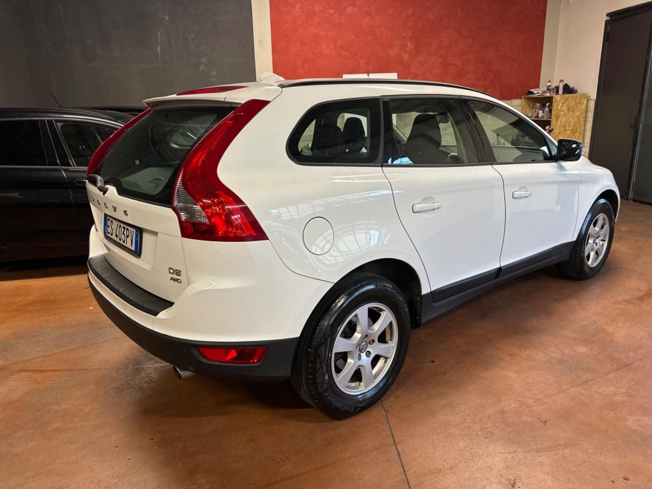 Volvo XC 60 XC60 D5 AWD Geartronic Kinetic