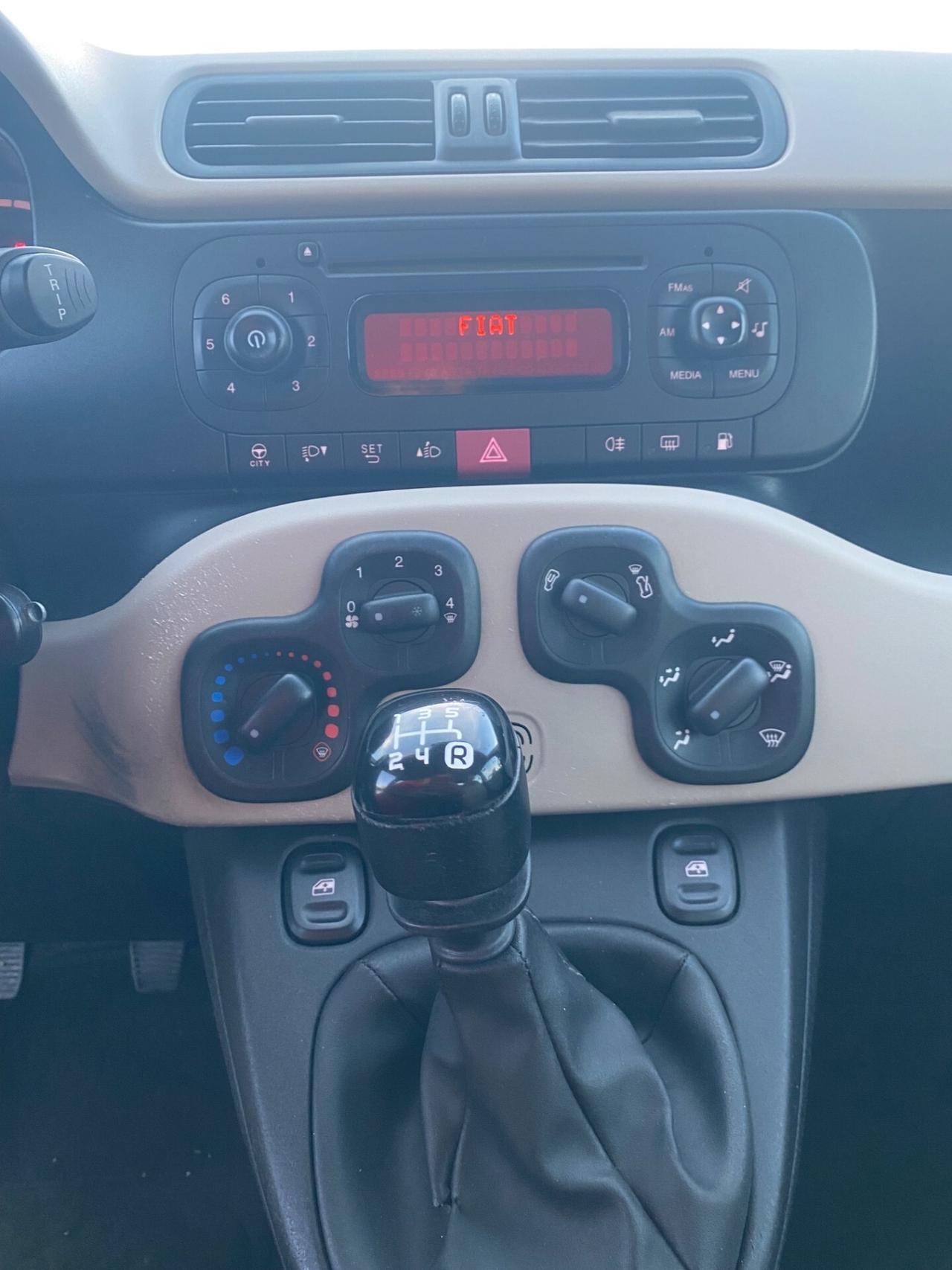 Fiat Panda Natural Power Anno 2014 TAGLIANDATA