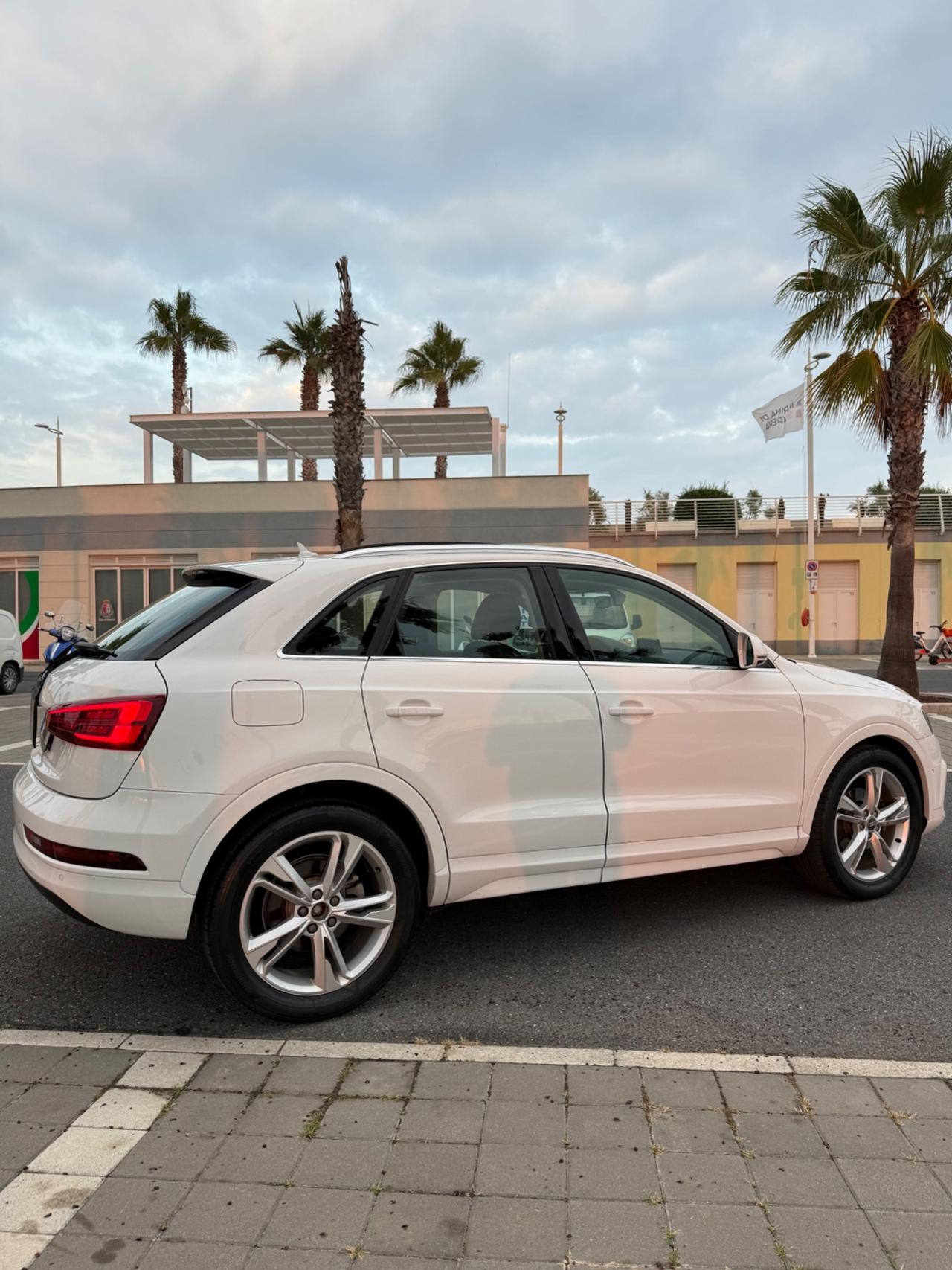 Audi Q3 2.0 TDI 150 CV quattro S tronic edition Sport