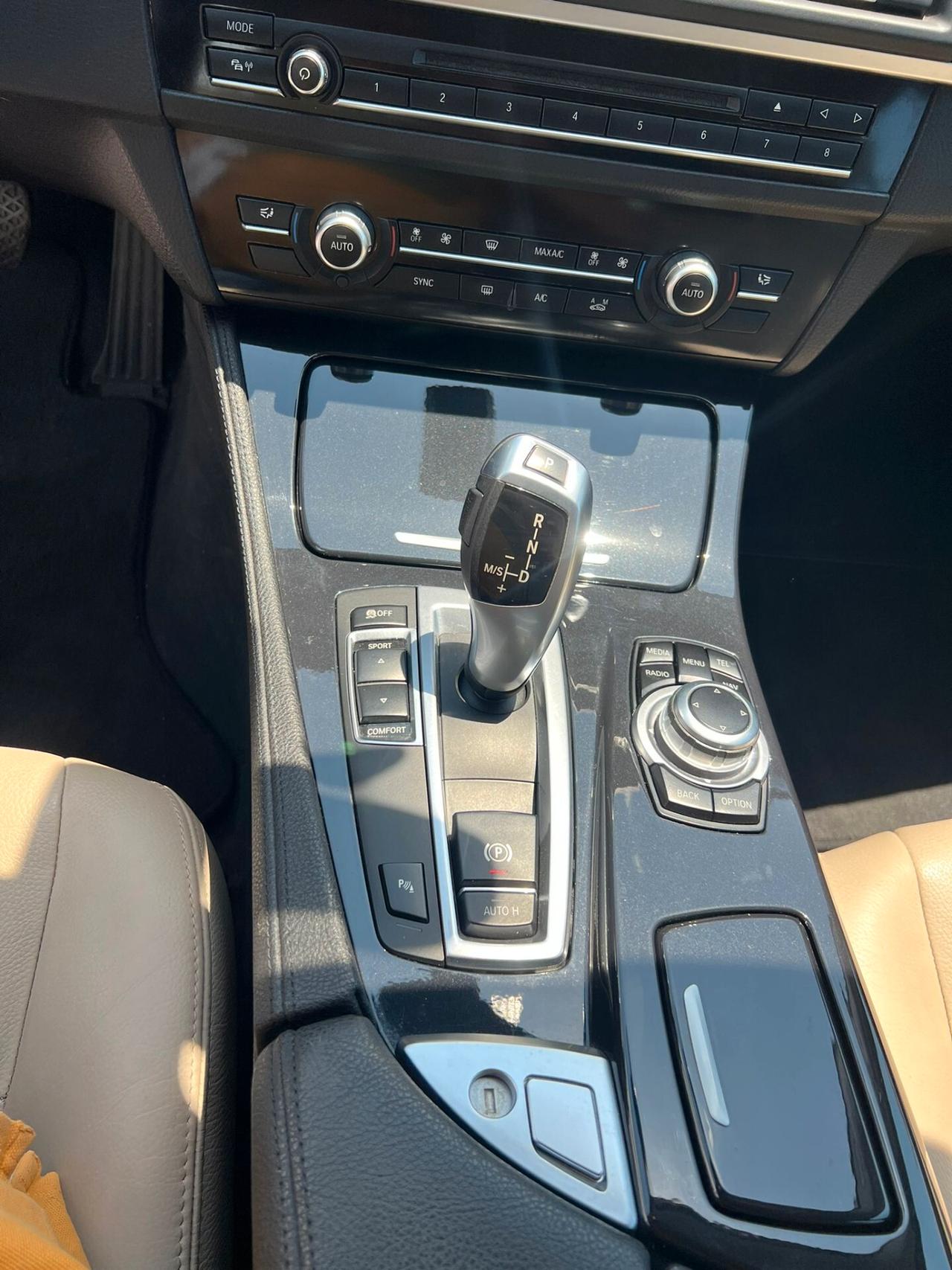BMW 520d TOURING BUSINESS