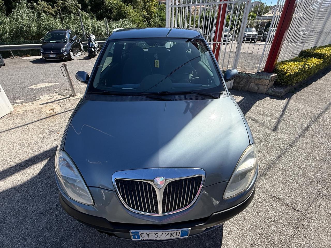 Lancia Ypsilon 1.2 Oro