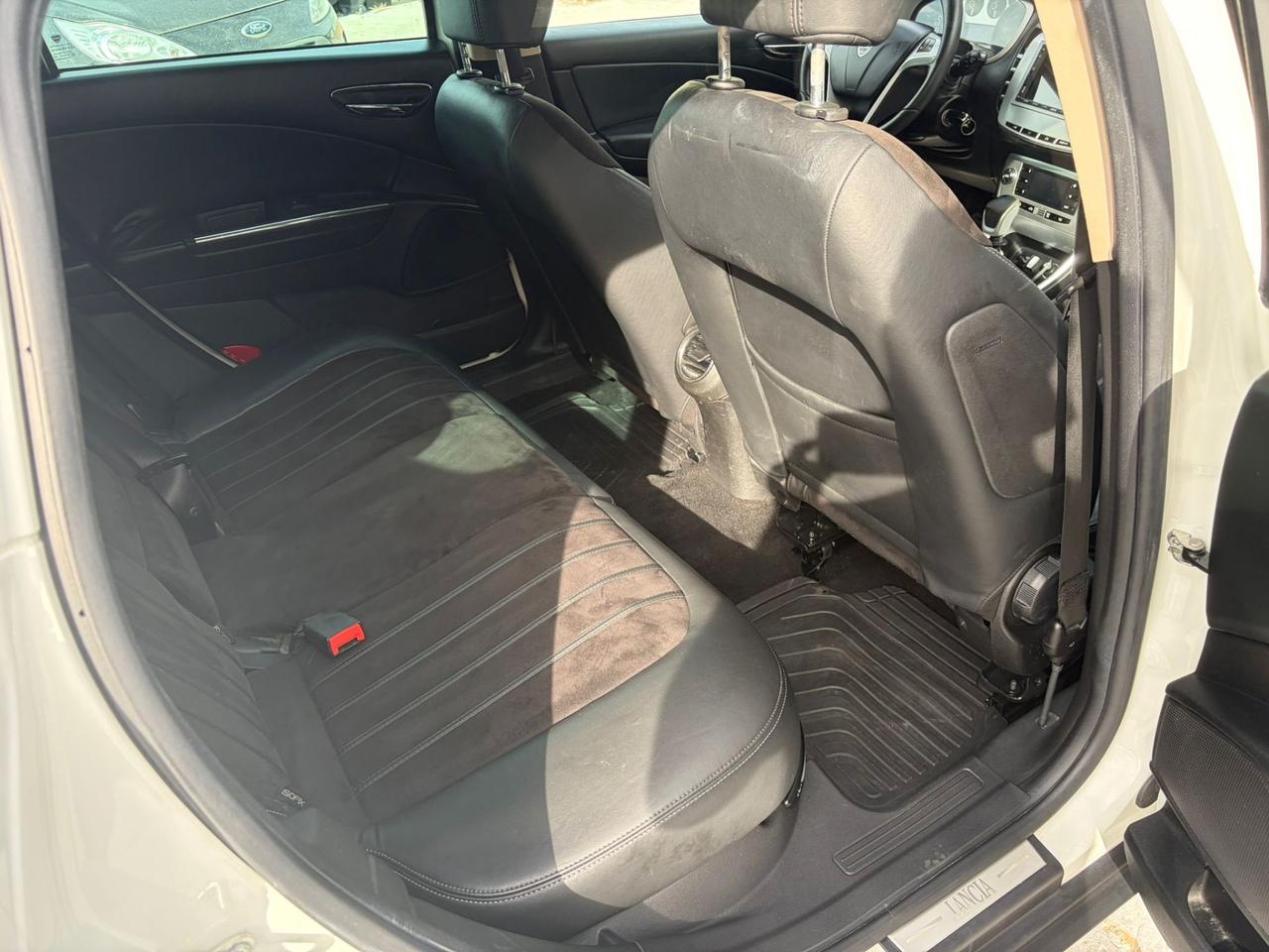 Lancia Delta 1.6 MJT DPF Selectronic Platinum