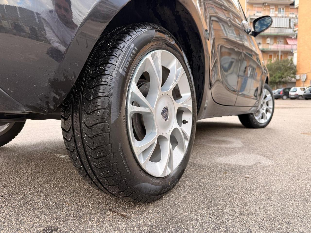 Lancia Ypsilon 1.3 MJT 16V 95 CV 5 porte S&S Platinum