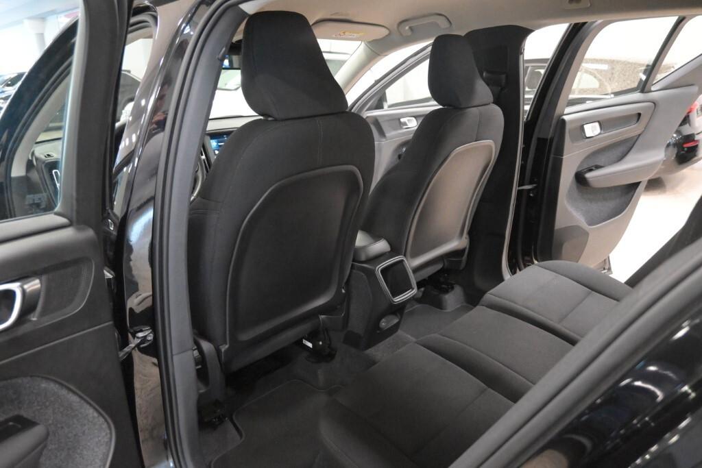 Volvo XC40 T2 Momentum Core