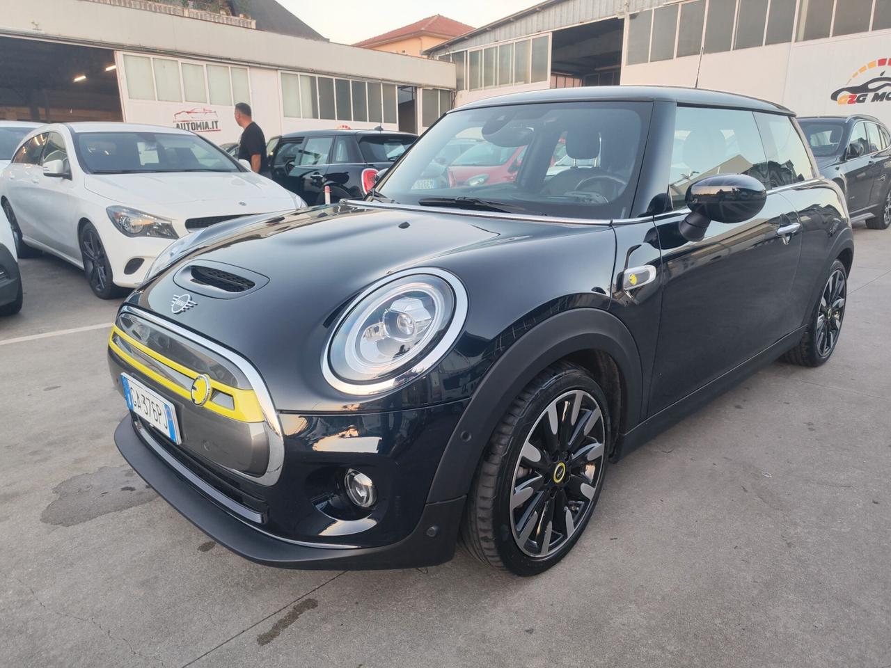 Mini Mini Full Electric Mini Cooper SE