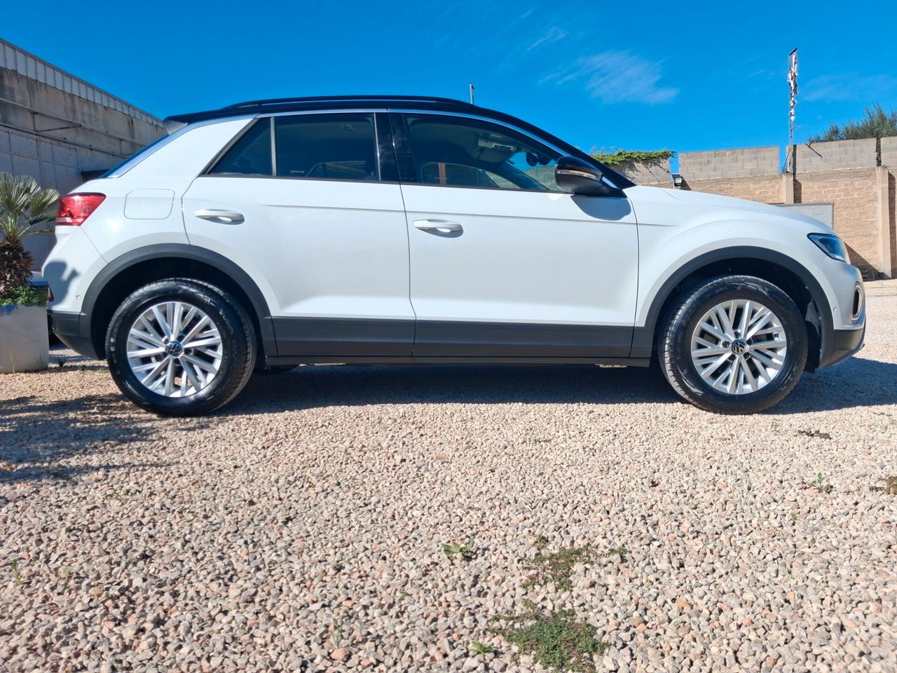 Volkswagen T-Roc 1.0 TSI Life anno 2023