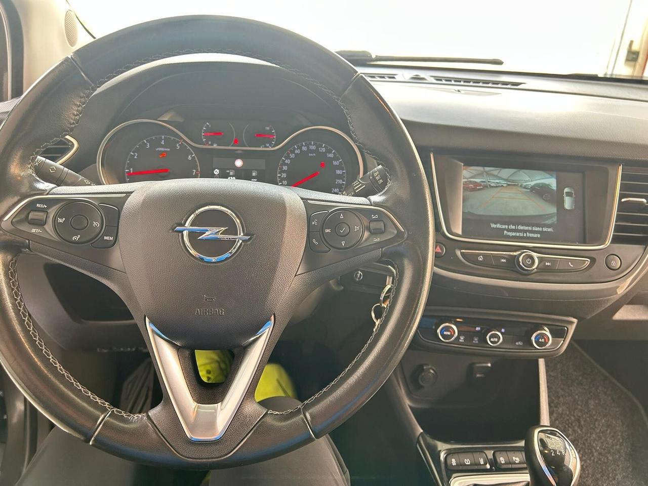 Opel Crossland 1.2 business 83 cv