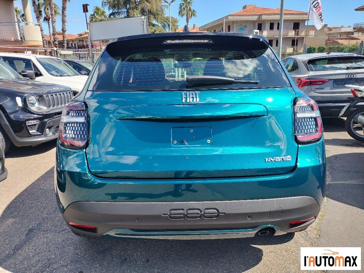 FIAT - 600 1.2 hybrid Business 110cv Automatica