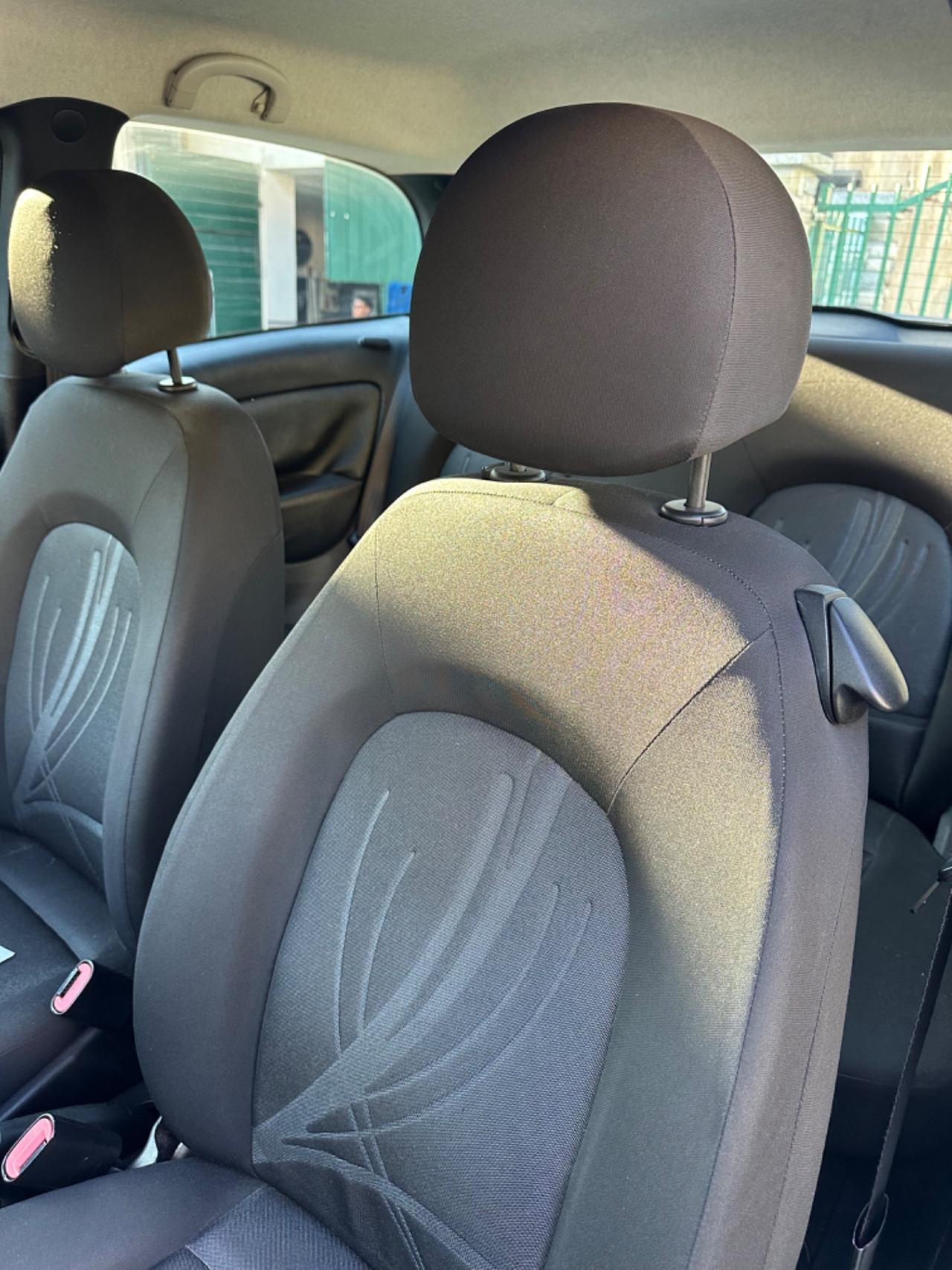 Lancia YPSILON 1.2 UNYCA NEOPAT KMCERT GARANZ