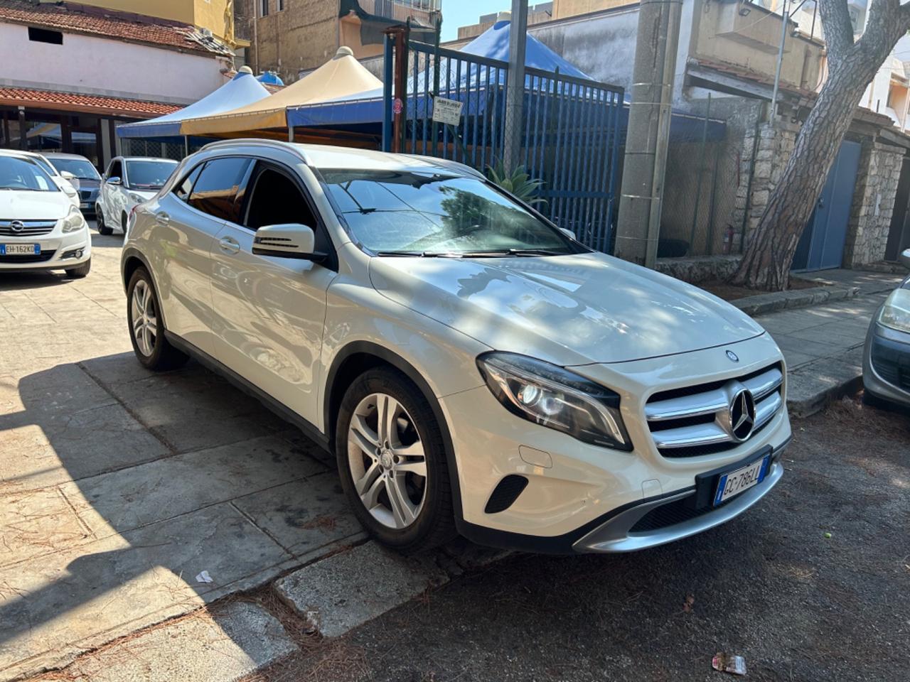 Mercedes-benz GLA 220D Automatica 4Matic Premium 177cv