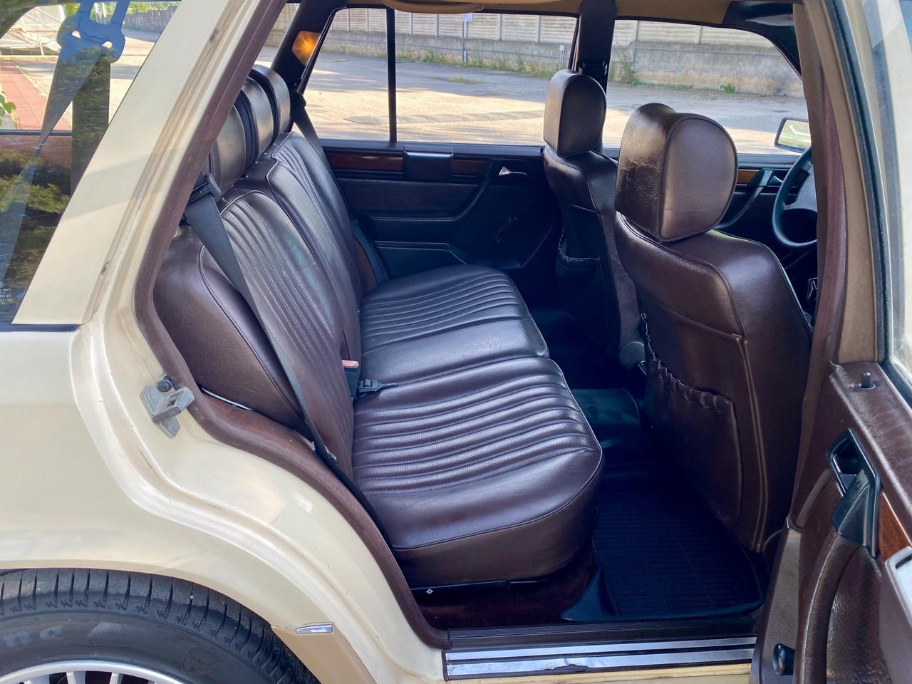 Mercedes-benz 200 MERCEDES 200 W 124 T E ASI CRS