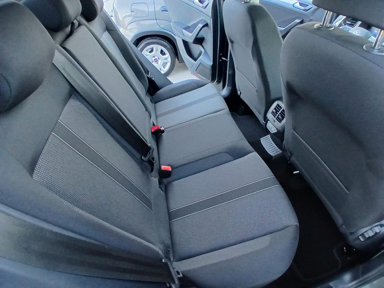 VOLKSWAGEN T-ROC 1.0 TSI 110CV 2023