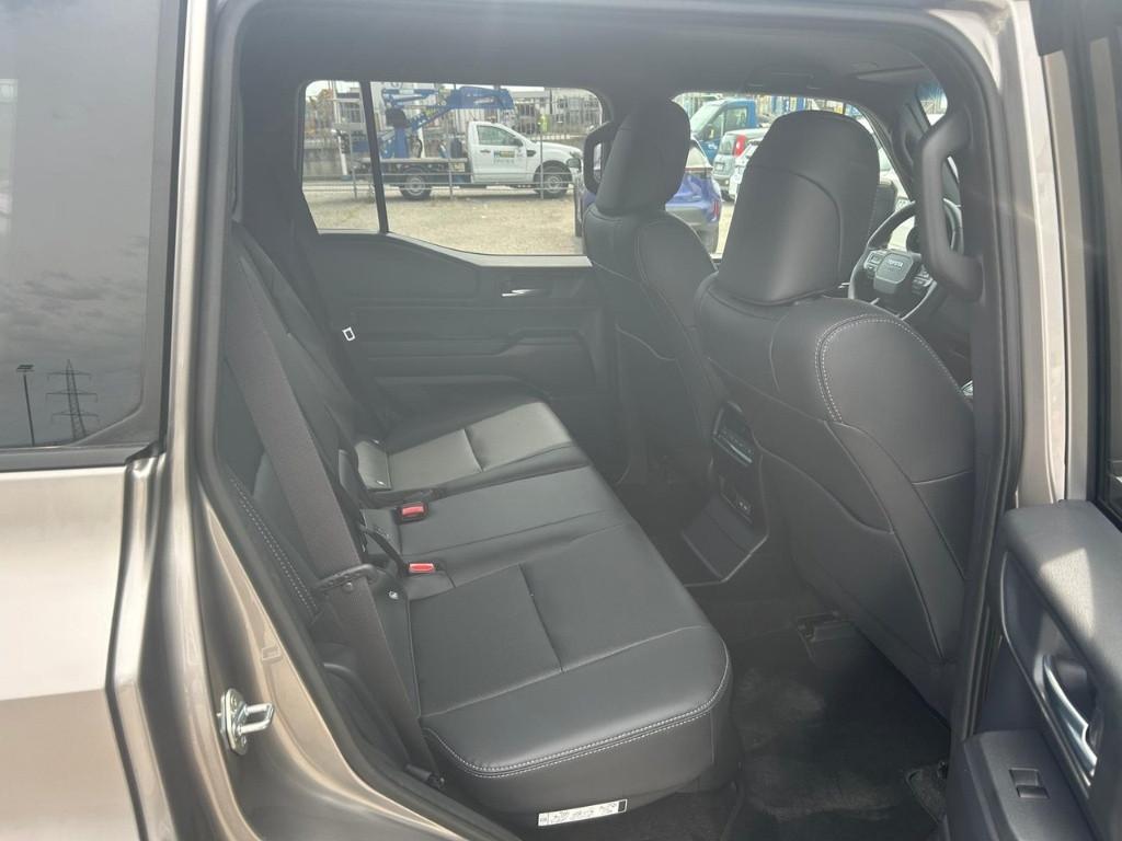 TOYOTA LAND CRUISER 250 2.8D (205 cv) AT8 ADVENTURE NG24