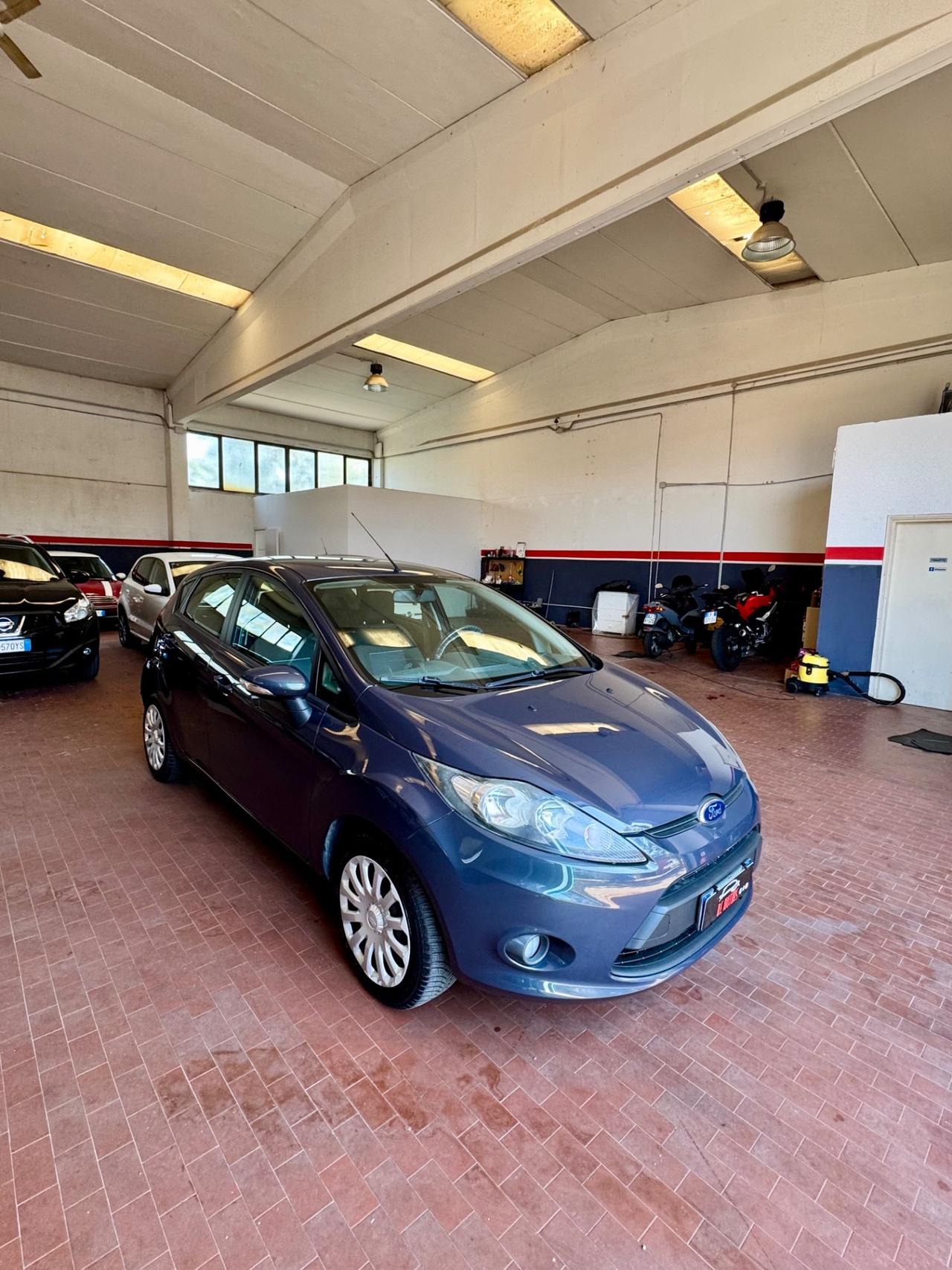 Ford Fiesta Ikon 1.2 16V 60CV 5p. Business