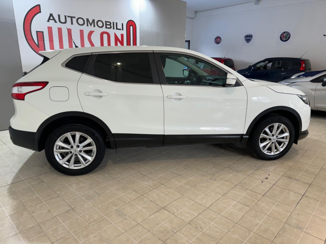 Nissan Qashqai 1.2 DIG-T Acenta