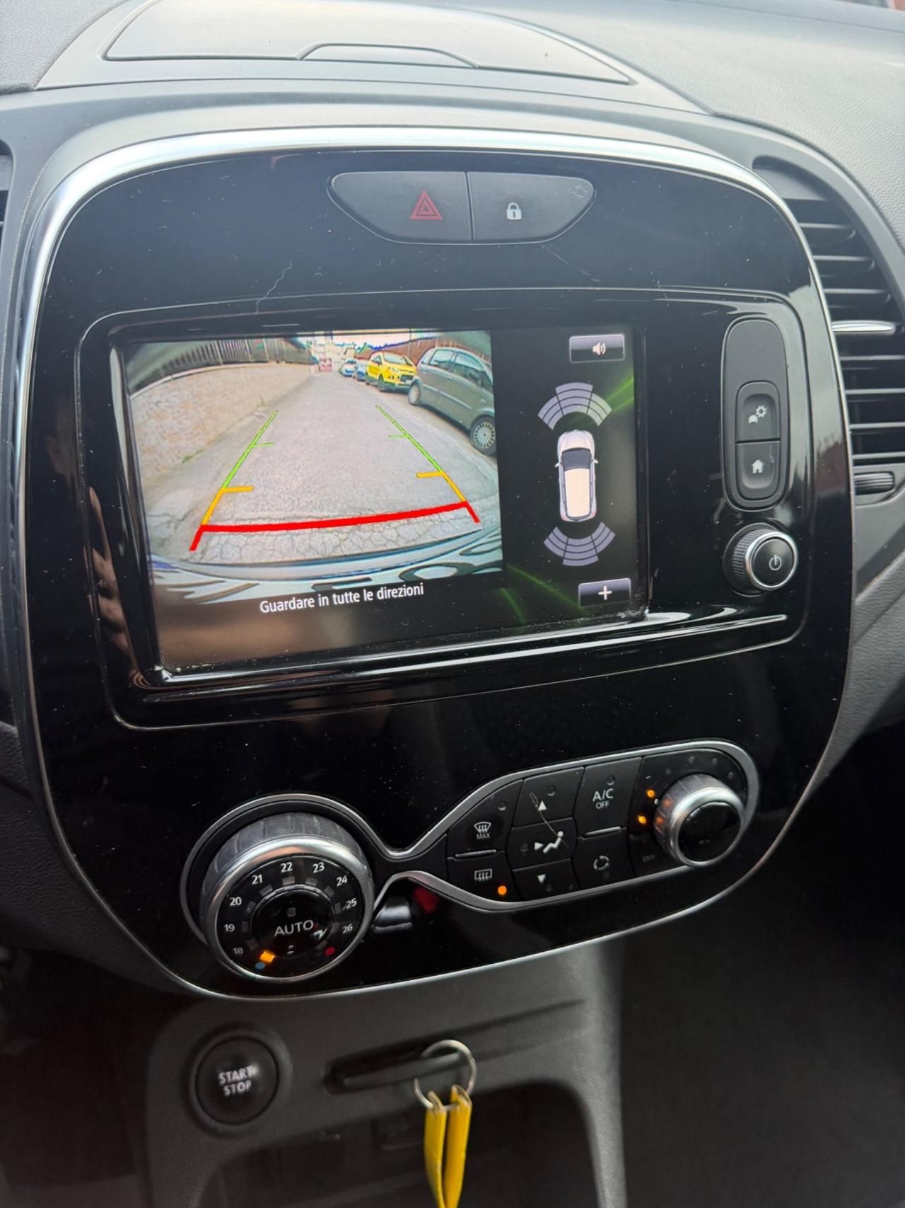 Renault Captur dCi 8V 90 CV EDC Start&Stop Energy Initiale Paris