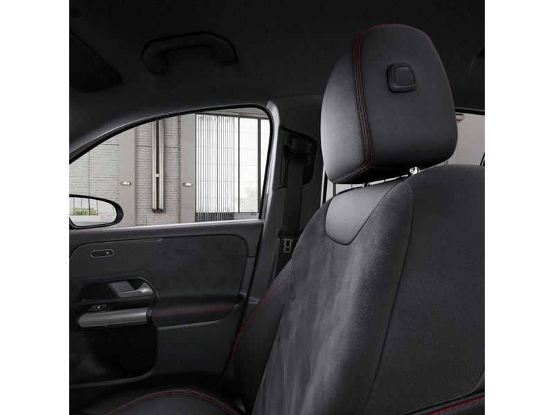 Mercedes-Benz GLA GLA 220 d Automatic 4Matic AMG Line Premium Distronic Led Multibeam