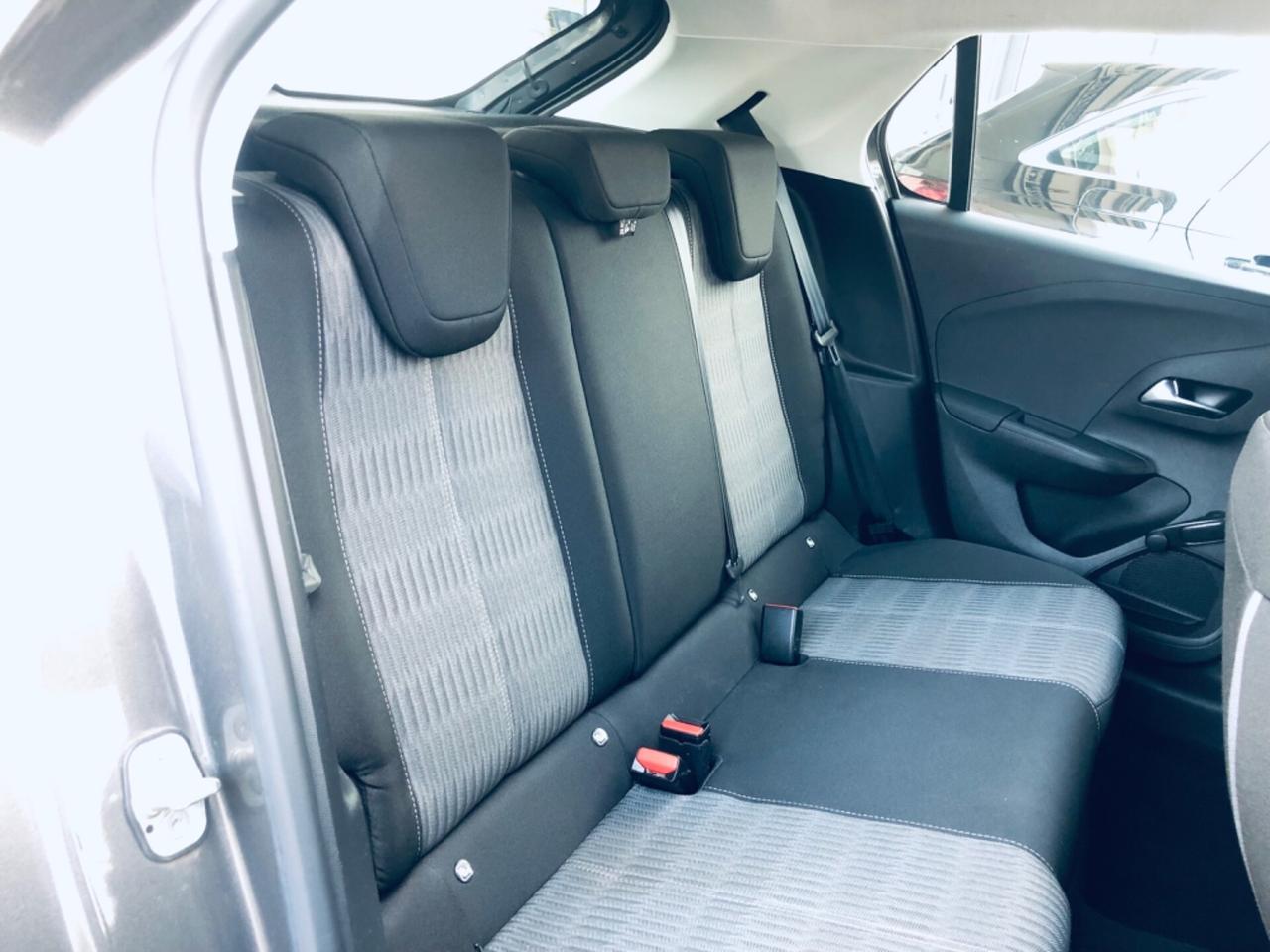 Opel Corsa 1.2 Edition AUTOMATICA