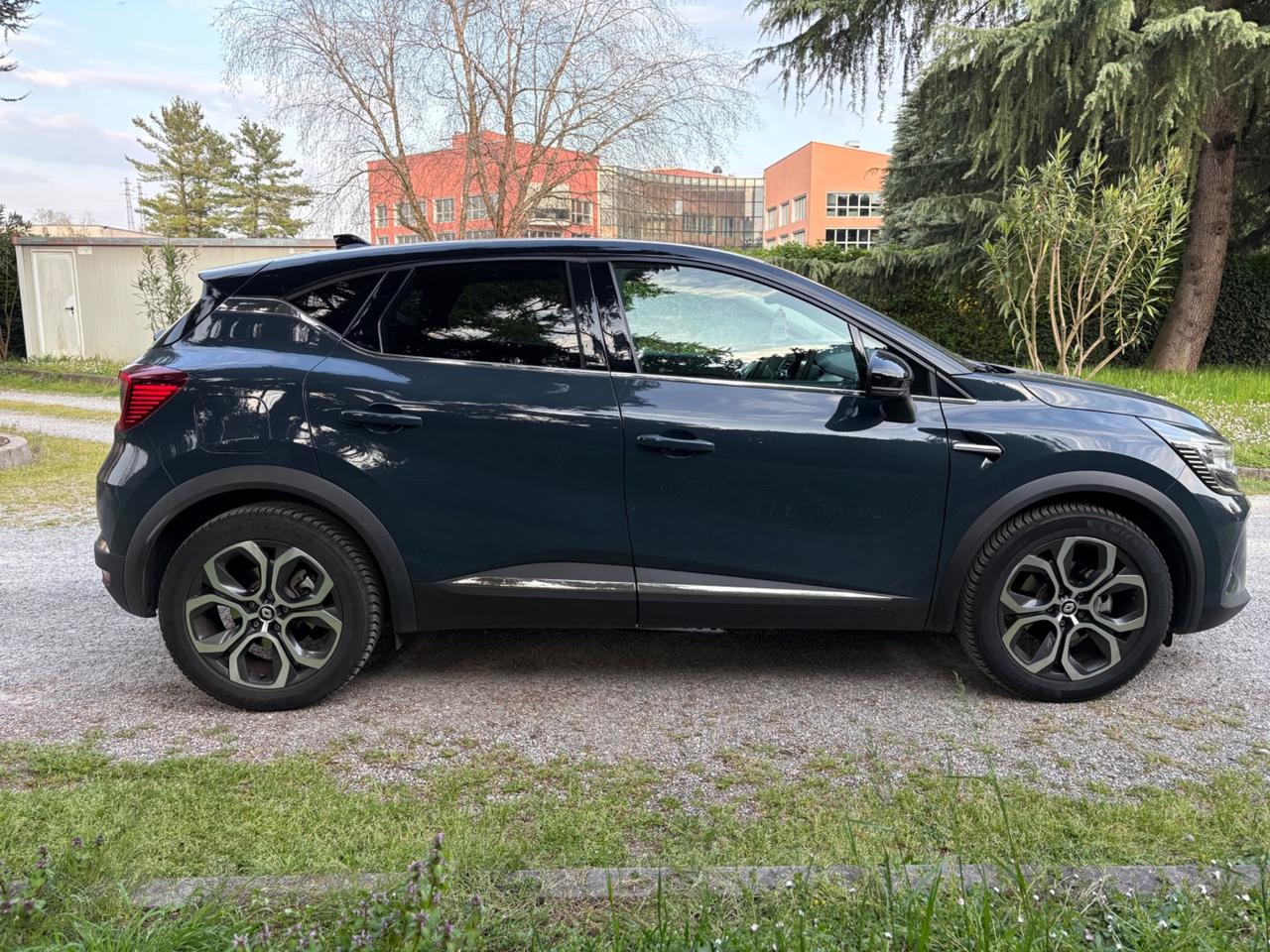 Renault Captur 1.6 E-Tech phev INTENS 160cv auto my2021