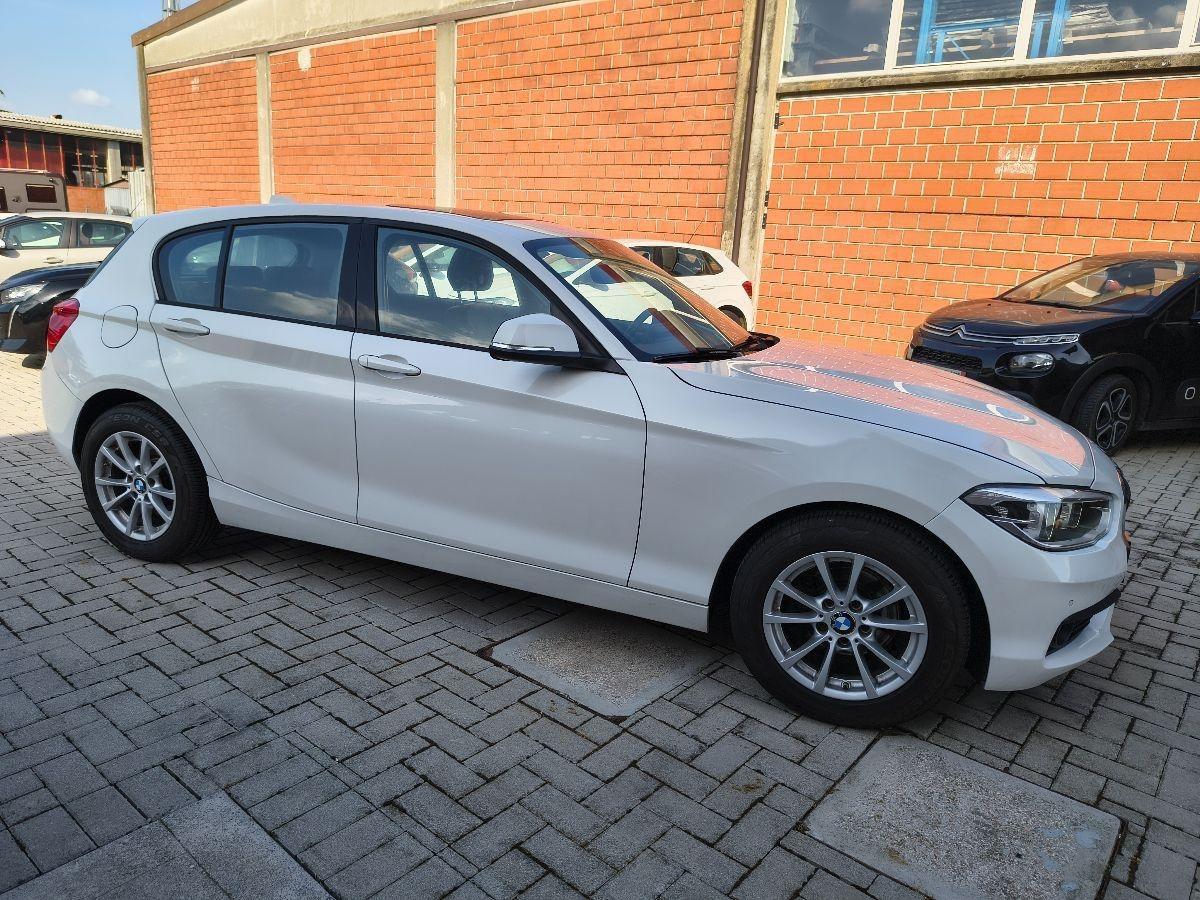 Bmw 120 120i 5p. Advantage